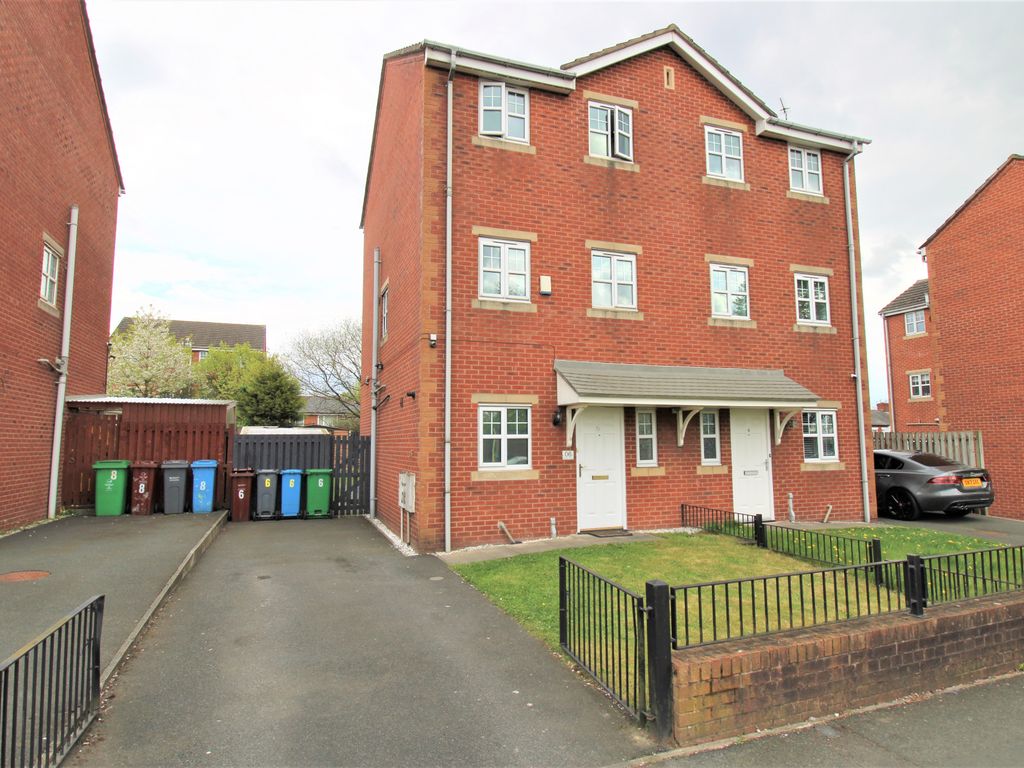 4 bed semidetached house for sale in Capstan Street, Blackley