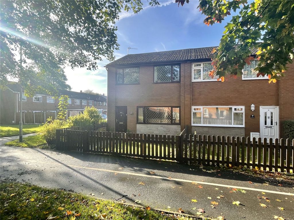 3 bed end terrace house for sale in Percival Walk, Royton, Oldham