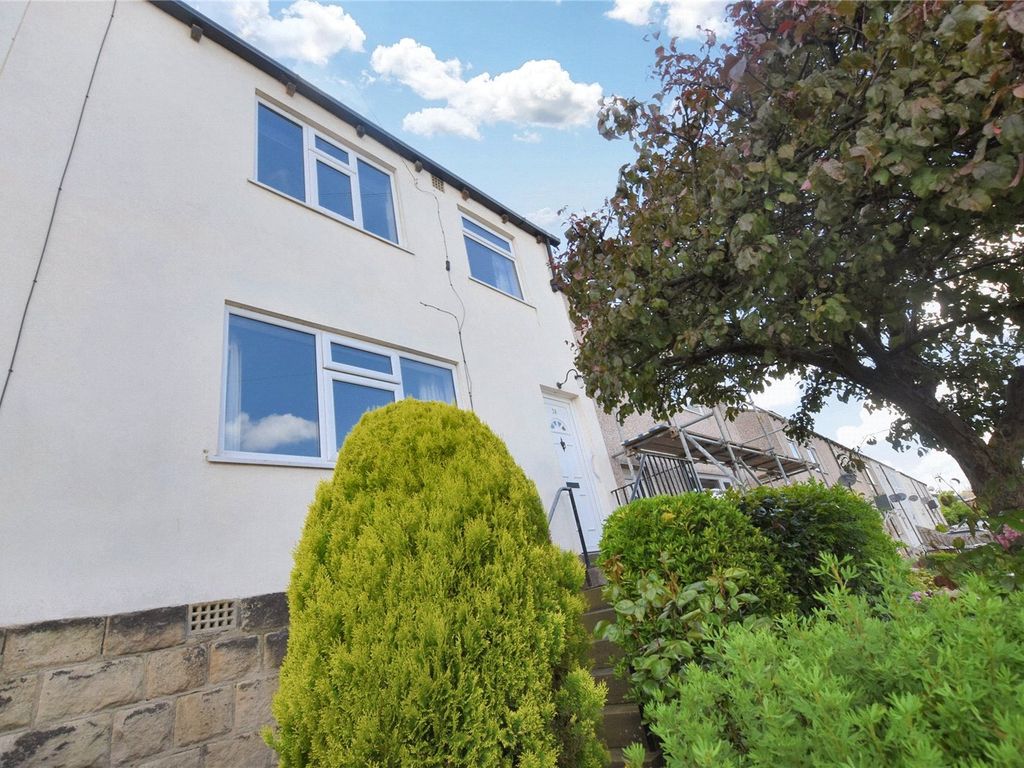 3 bed terraced house for sale in Silverdale Avenue, Guiseley, Leeds