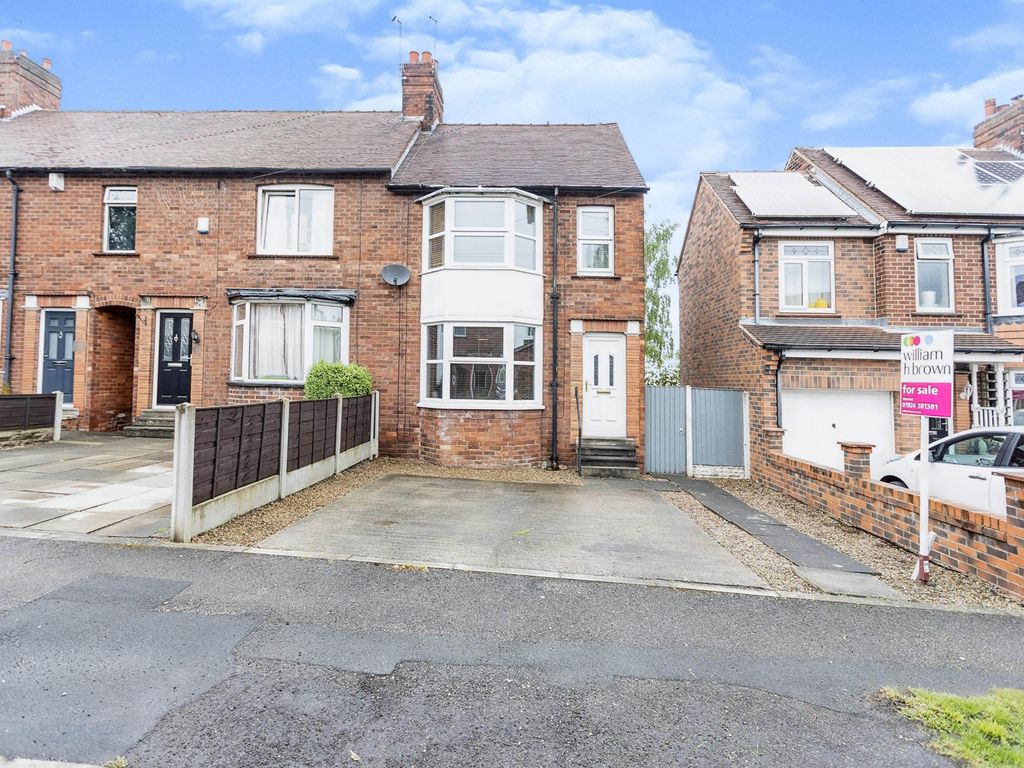 2 bed end terrace house for sale in Oakwood Avenue, Wakefield WF2 Zoopla