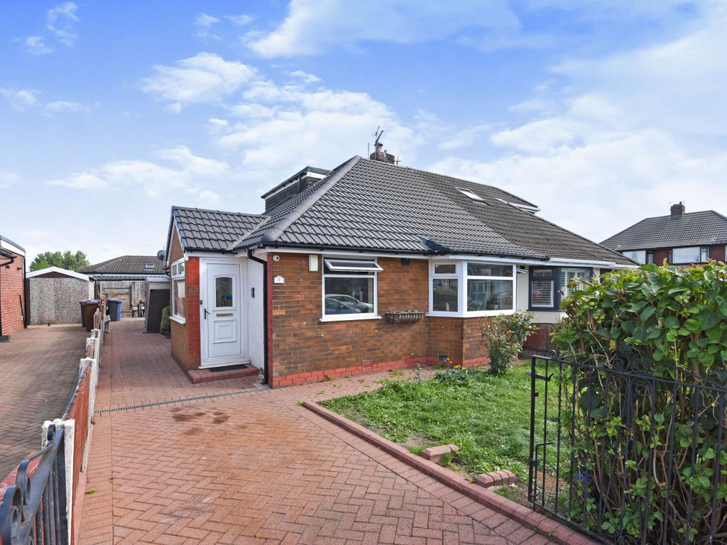 3 bed bungalow for sale in Cedar Drive, Clifton, Swinton, Manchester M27 Zoopla