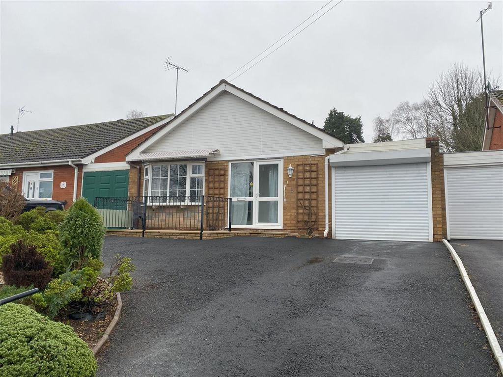 2 bed detached bungalow for sale in Severn Rise, StourportOnSevern