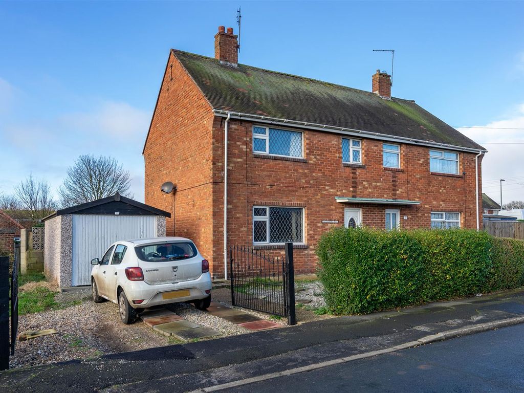 3 bed semidetached house for sale in Kirkfield Road, Withernsea HU19