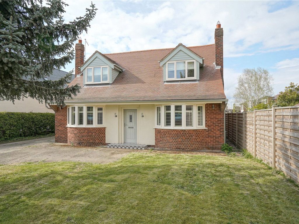 4 bed detached house for sale in Lings Lane, Wickersley, Rotherham