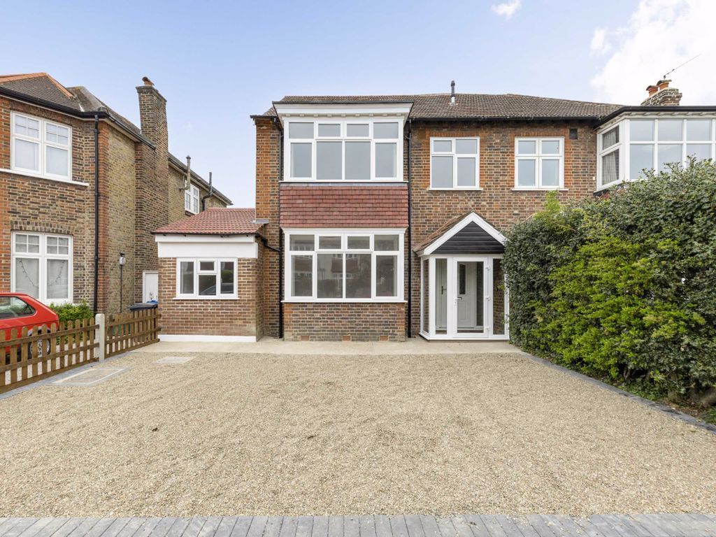 Poplar Road, London SW19  