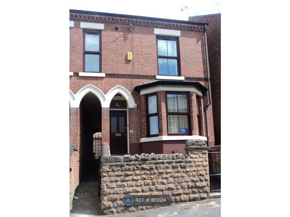 6 bed semidetached house to rent in Balfour Road, Nottingham NG7, £