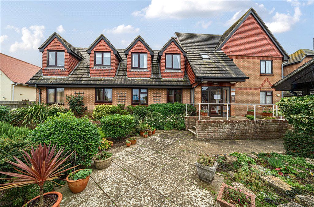 1 bed flat for sale in Elmer Road, Bognor Regis, West Sussex PO22, £