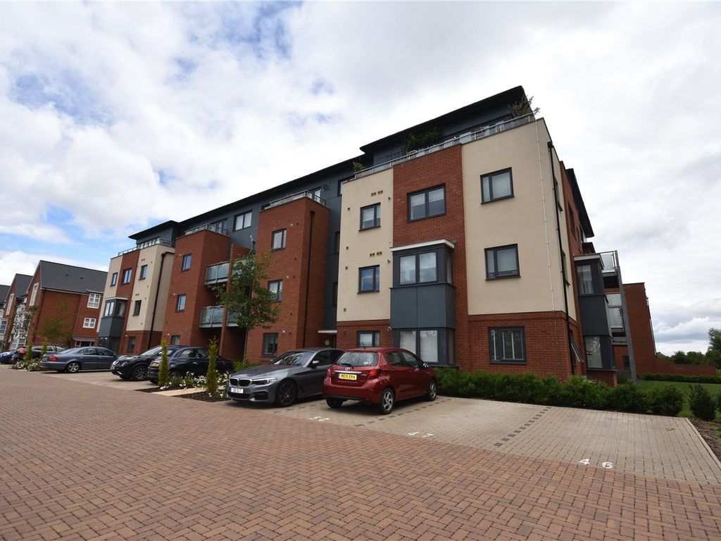 2 bed flat to rent in Provis Wharf, Aylesbury HP20 Zoopla