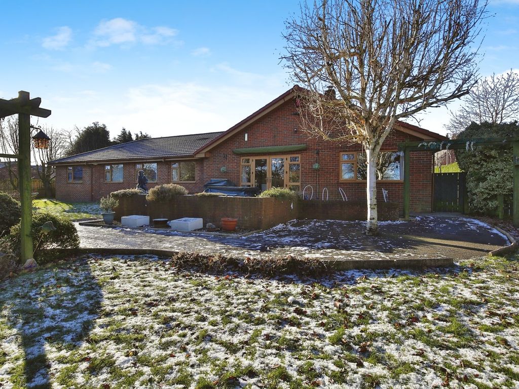 7 bed bungalow for sale in Byerley Road, Shildon, Durham DL4, £400,000