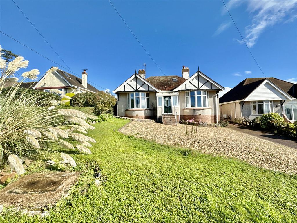 3 bed detached bungalow for sale in Brixham Road, Paignton TQ4, £465,000 Zoopla