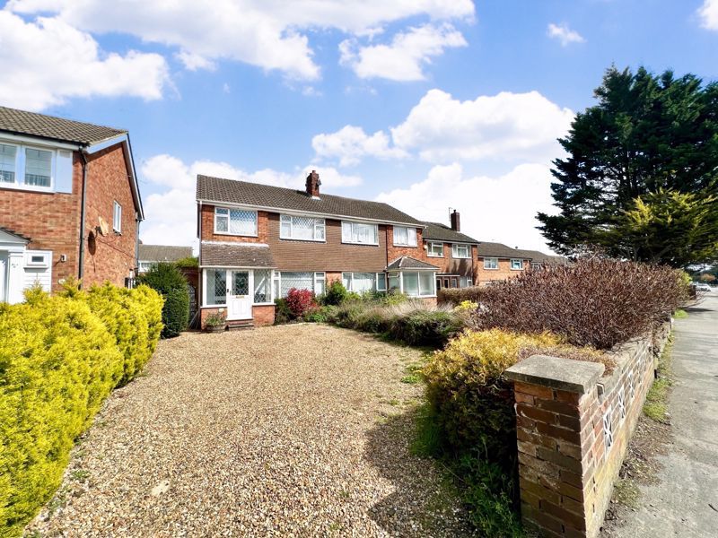 3 bed semidetached house for sale in Sundon Park Road, Luton LU3 Zoopla