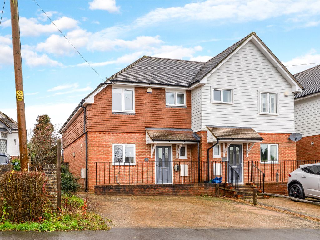 3 bed semidetached house for sale in Westmore Road, Tatsfield