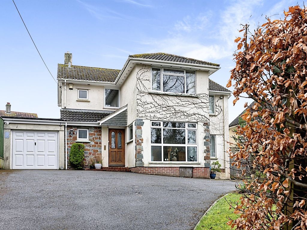 4 bed detached house for sale in Stoggy Lane, Plympton, Plymouth PL7