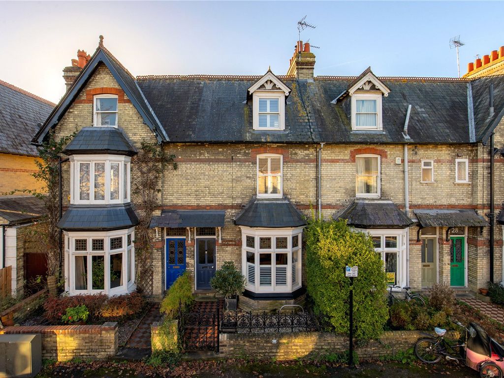 3 bed terraced house for sale in Humberstone Road, Cambridge