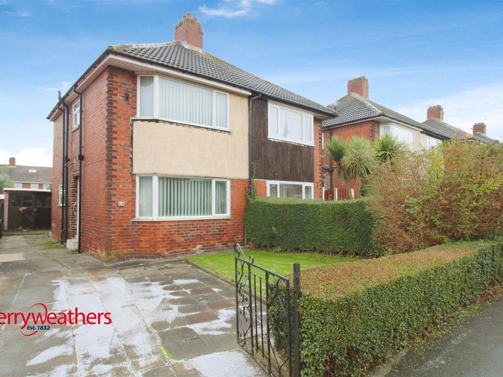 3 bed semidetached house for sale in Brinsworth Hall Avenue