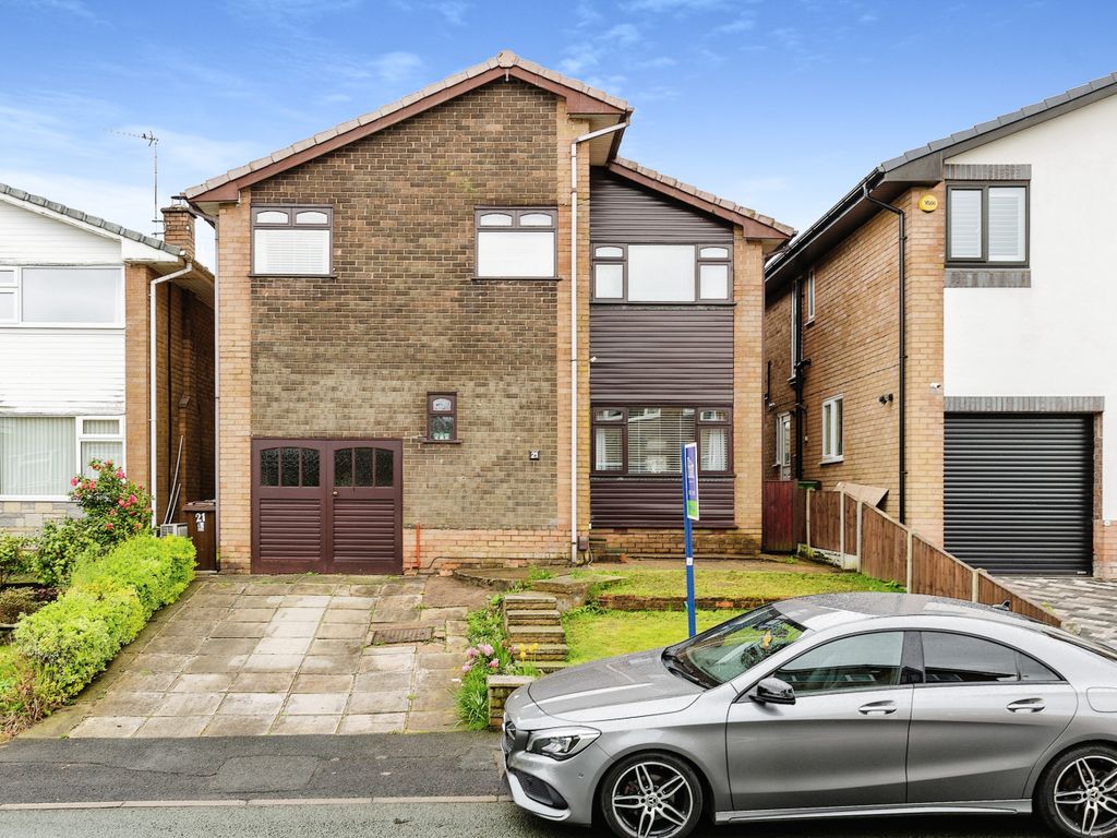 3 bed detached house for sale in Cleveland Avenue, Winstanley, Wigan