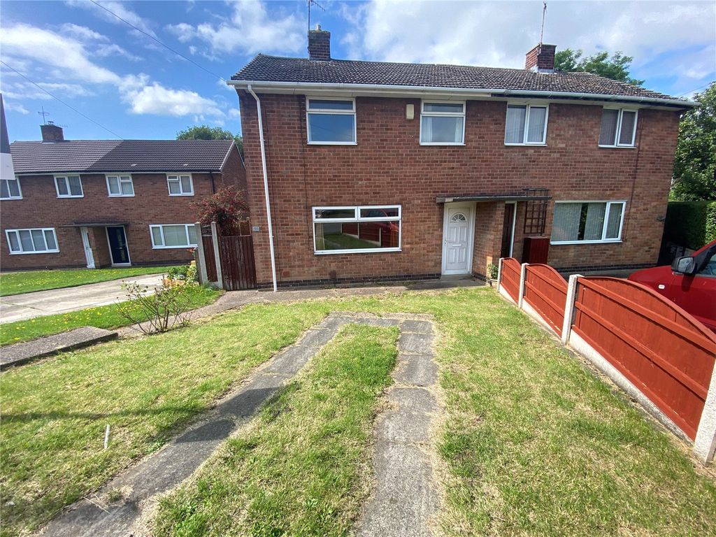 3 bed semidetached house for sale in The Crescent, Brimington