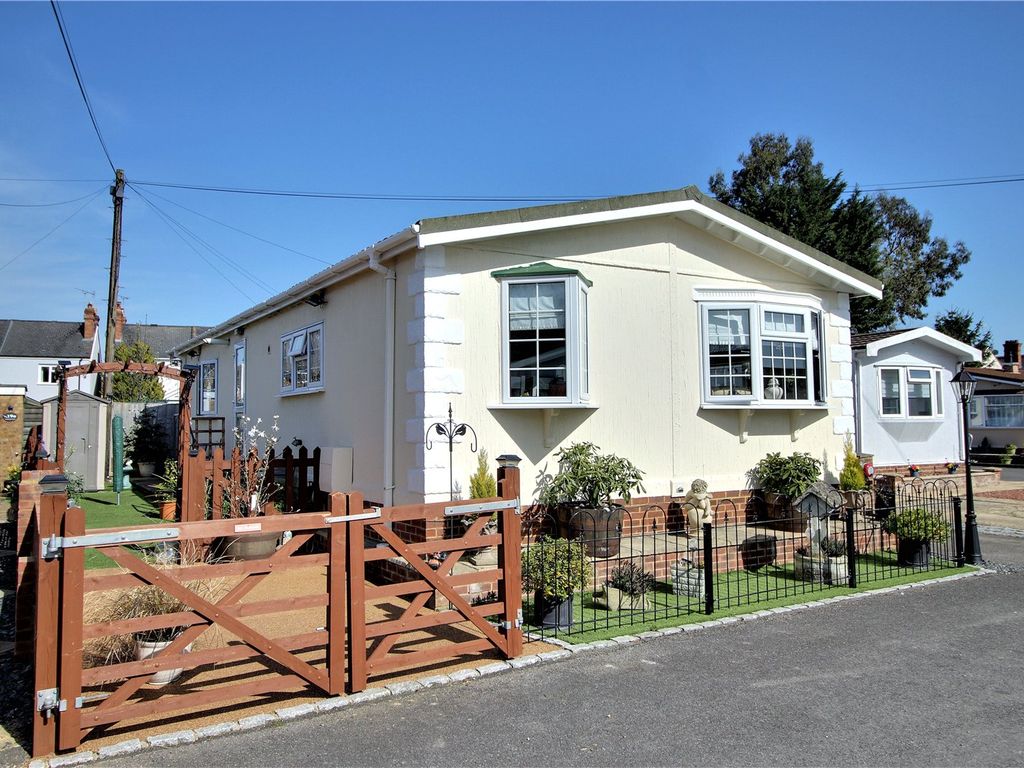 3 bed property for sale in Devon Close, Sandhurst, Berkshire GU47 Zoopla
