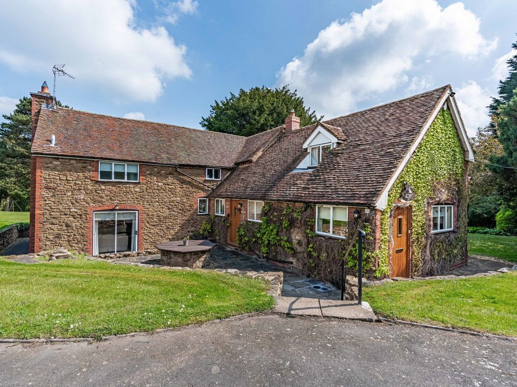 4 bed detached house for sale in Buckeridge, Rock, Kidderminster DY14