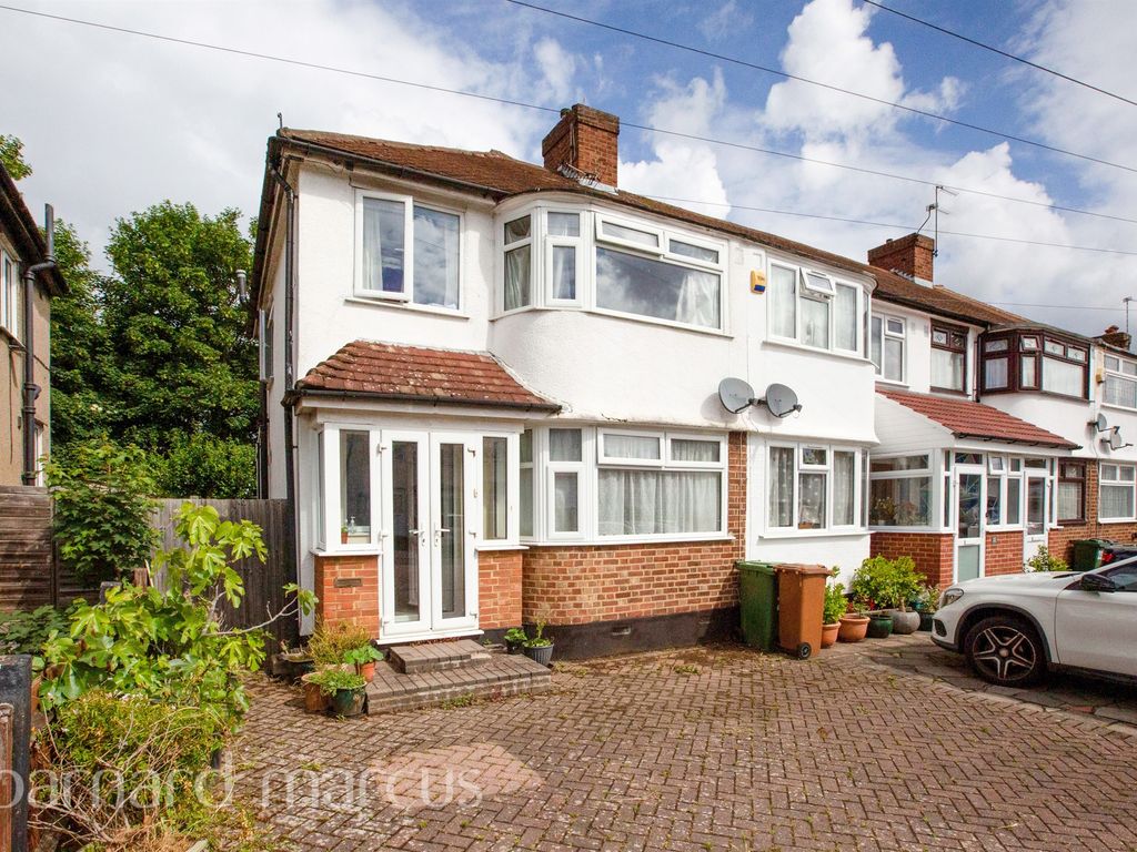 3 bed end terrace house for sale in Alexandra Avenue, Sutton SM1 Zoopla