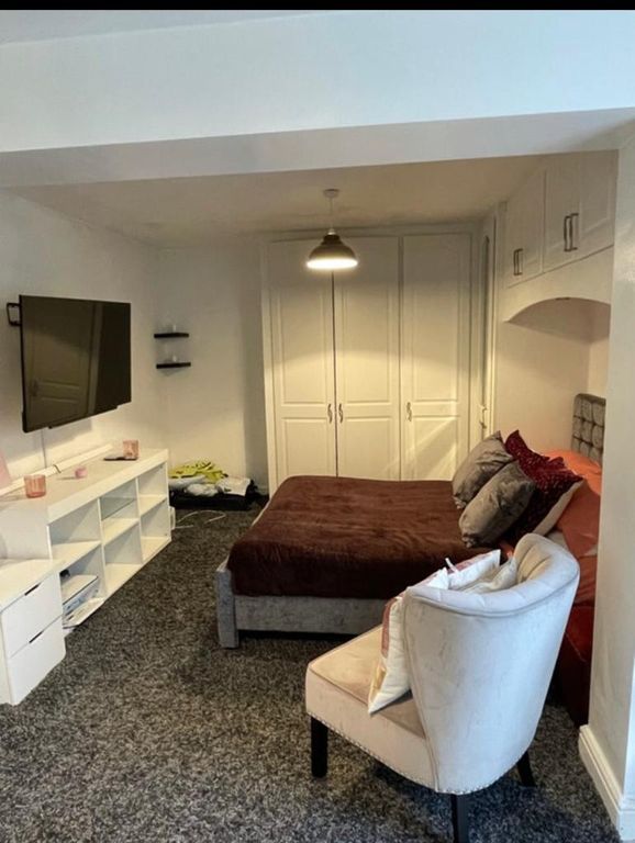 Studio to rent in Ramsay Drive, Vange, Basildon SS16 Zoopla