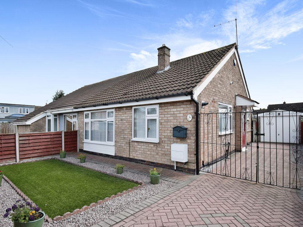 2 bed semidetached bungalow for sale in Keswick Close, Birstall