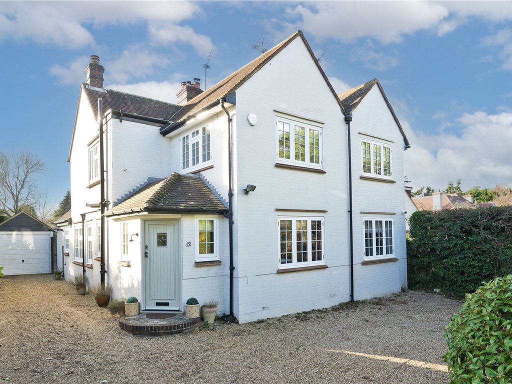 4 bed detached house for sale in Crooksbury Road, Farnham, Surrey GU10 Zoopla