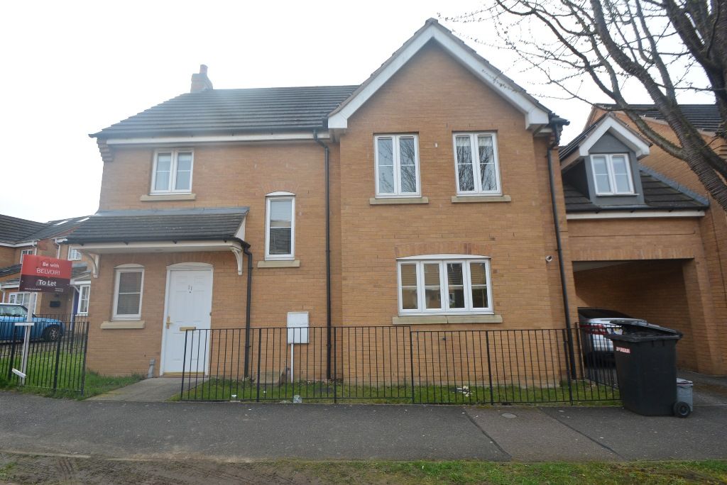 5 bed detached house to rent in Leaf Avenue, Hampton Hargate