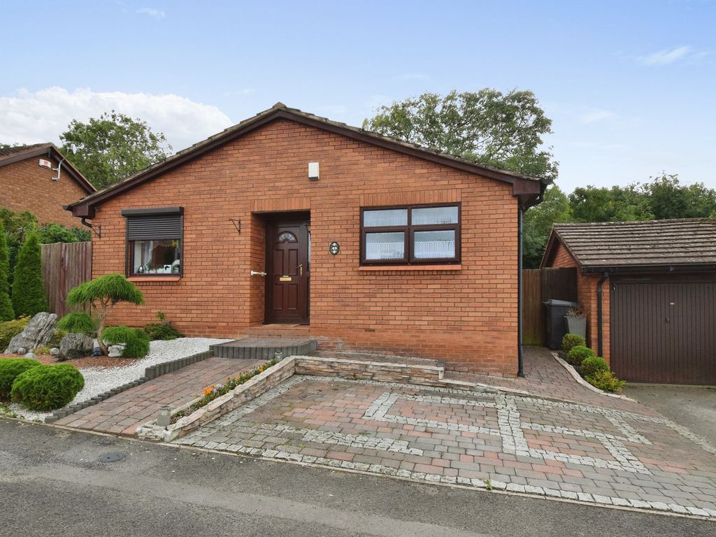 3 bed bungalow for sale in Osprey Road, Leicester, Leicestershire LE4