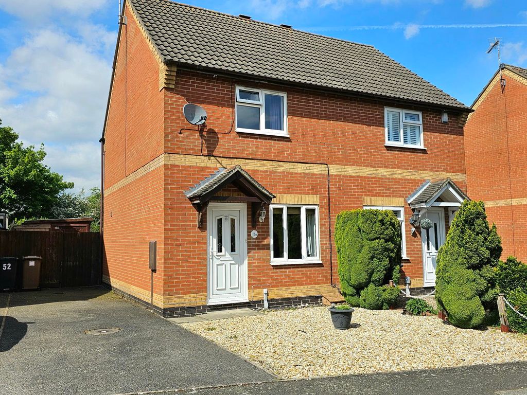 2 bed semidetached house for sale in Hawks Way, Sleaford NG34, £