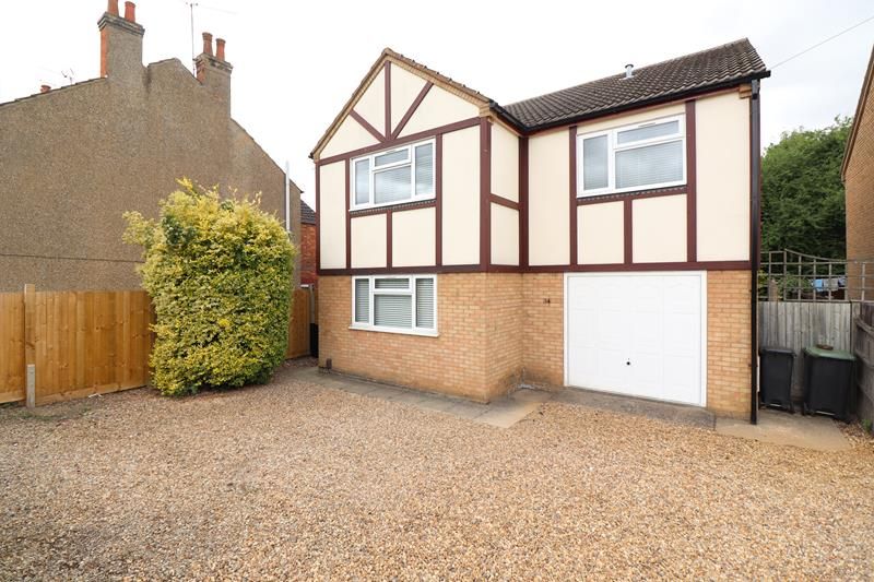 4 bed detached house to rent in Wellingborough Road, Irthlingborough
