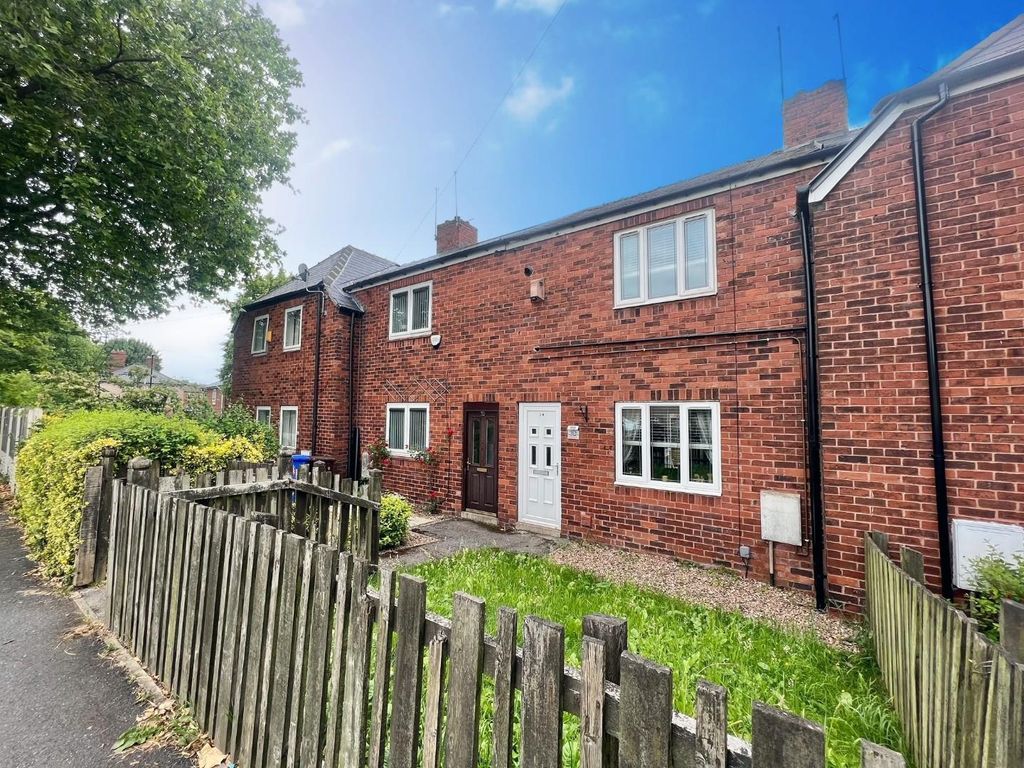 2 bed terraced house for sale in Hatfield House Lane, Sheffield S5, £