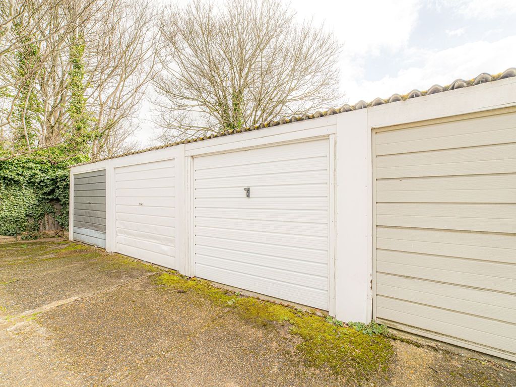 Property for sale in Raymond Ave, Canterbury CT1 Zoopla