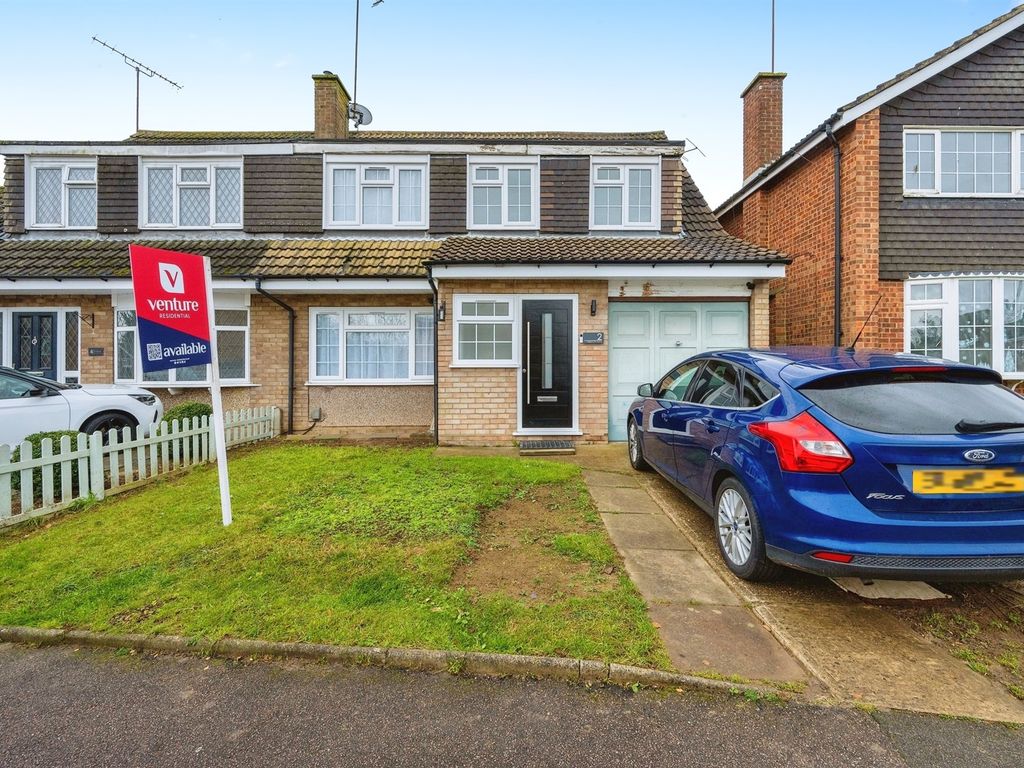 4 bed semidetached house for sale in Needham Road, Luton LU4, £400,000