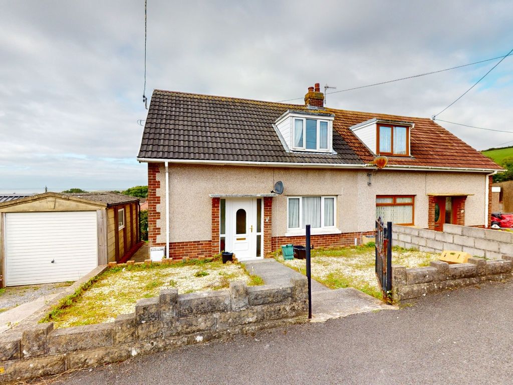 2 bed semidetached bungalow to rent in Dolau Fan Road, Burry Port