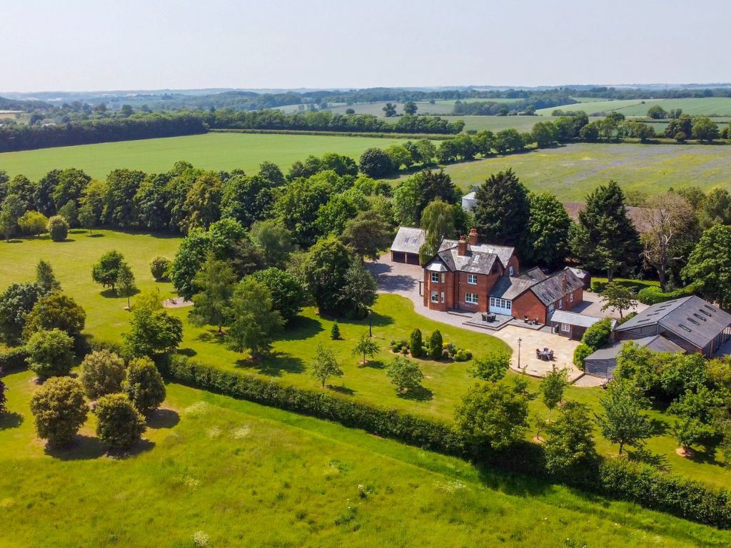 10 bed detached house for sale in Gullicote Lane, Hanwell, Banbury