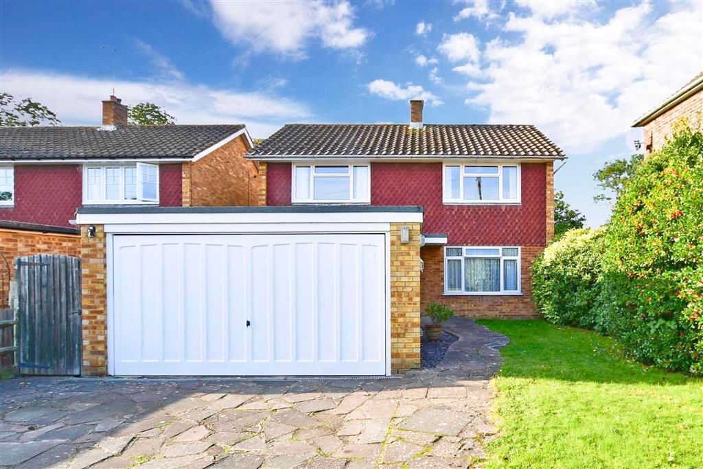 3 bed detached house for sale in Parkhurst Road, Horley, Surrey RH6