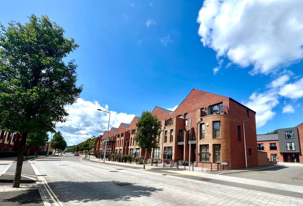 4 bed town house for sale in Langdon Road, Marina, Swansea SA1, £359,950 Zoopla