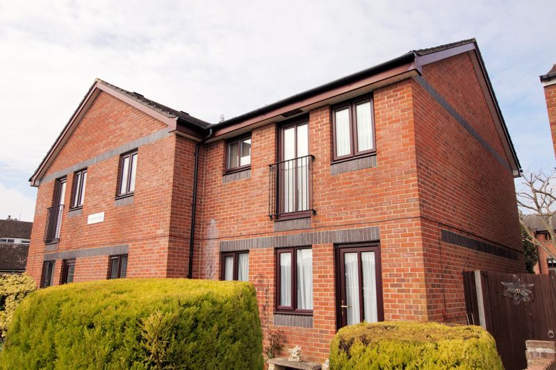 1 bed property for sale in New Priory Gardens, Portchester, Fareham