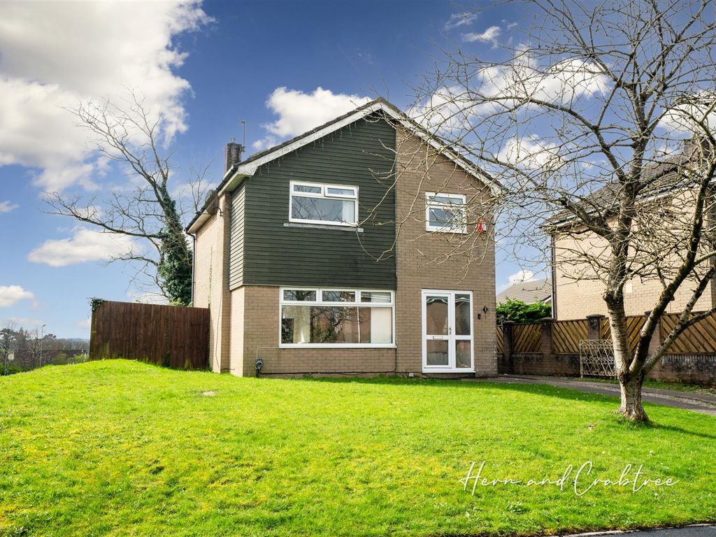 4 bed detached house for sale in Heol Urban, Danescourt, Cardiff CF5, £385,000 Zoopla
