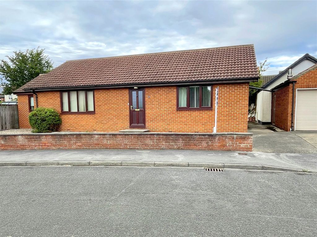 3 bed bungalow for sale in East Cowton, Northallerton DL7 Zoopla
