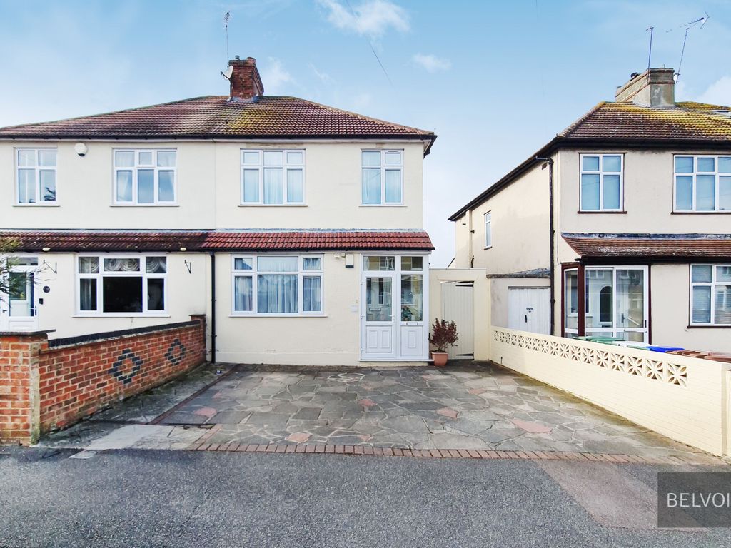 3 bed semidetached house for sale in Northumberland Heath, Erith DA8