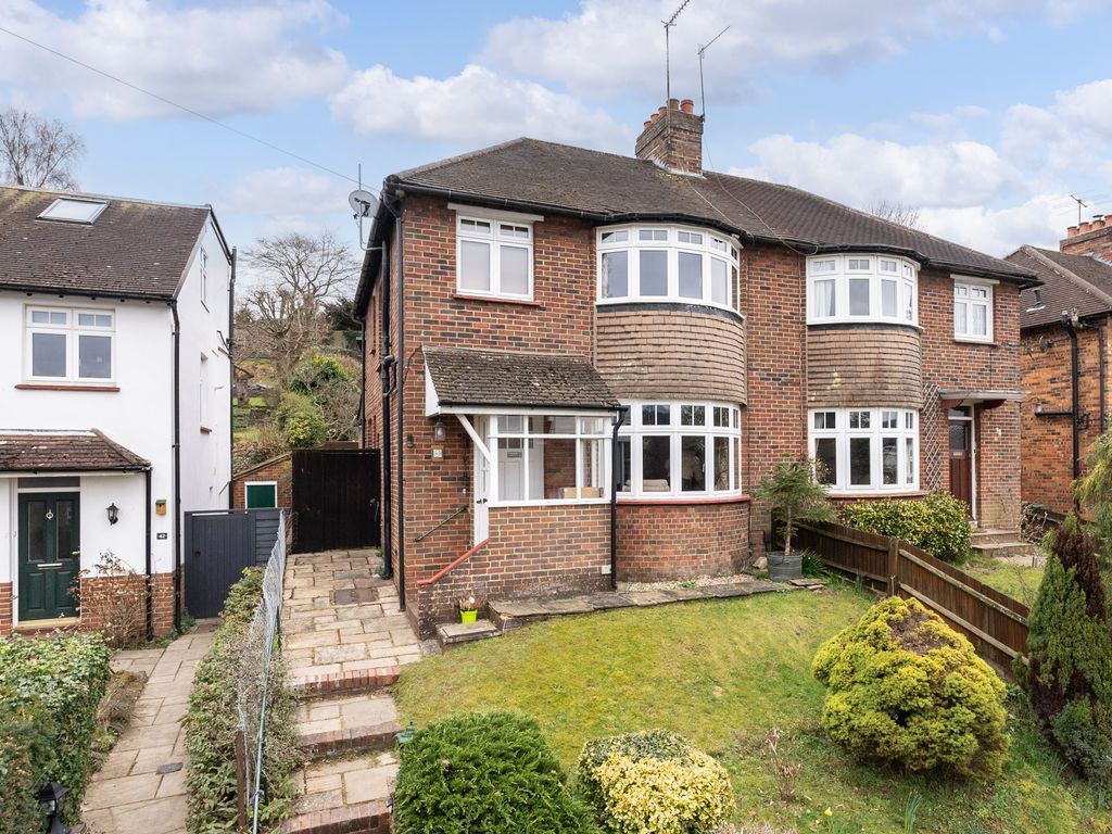 3 bed semidetached house for sale in Overdale, Dorking RH5 Zoopla