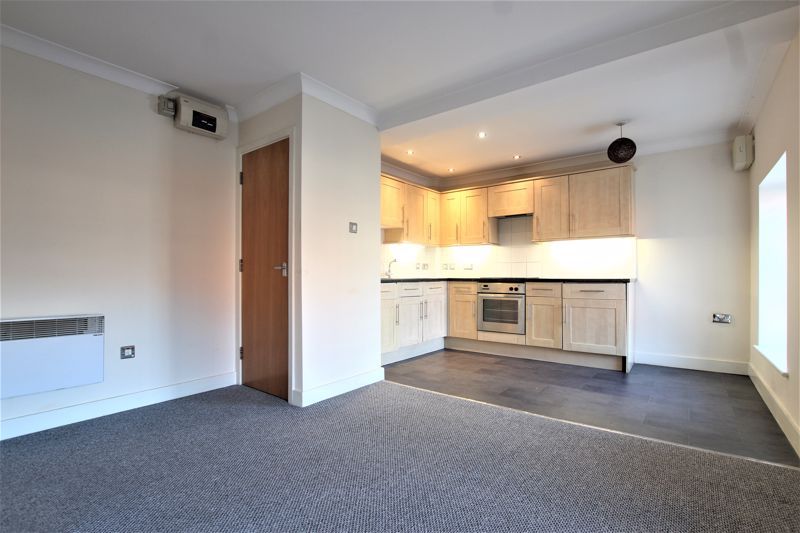 1 bed flat to rent in Commercial Road, Gloucester GL1 Zoopla