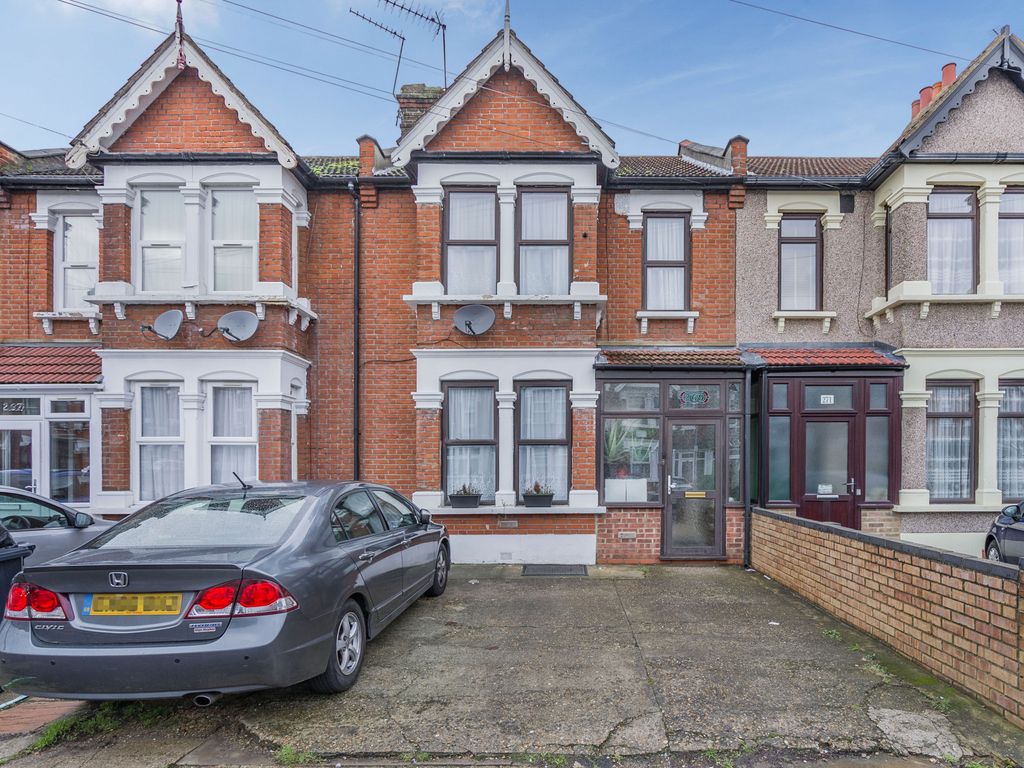 3 bed terraced house for sale in Coventry Road, Ilford IG1 Zoopla