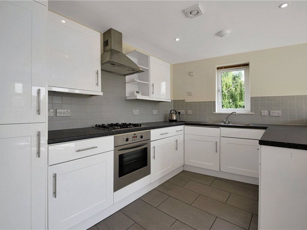 2 bed flat to rent in St Andrews Road, Cambridge CB4 Zoopla