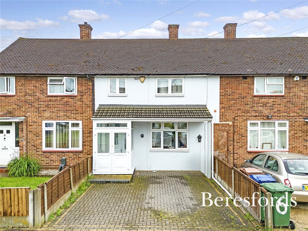 3 bed terraced house for sale in Annalee Road, South Ockendon RM15, £