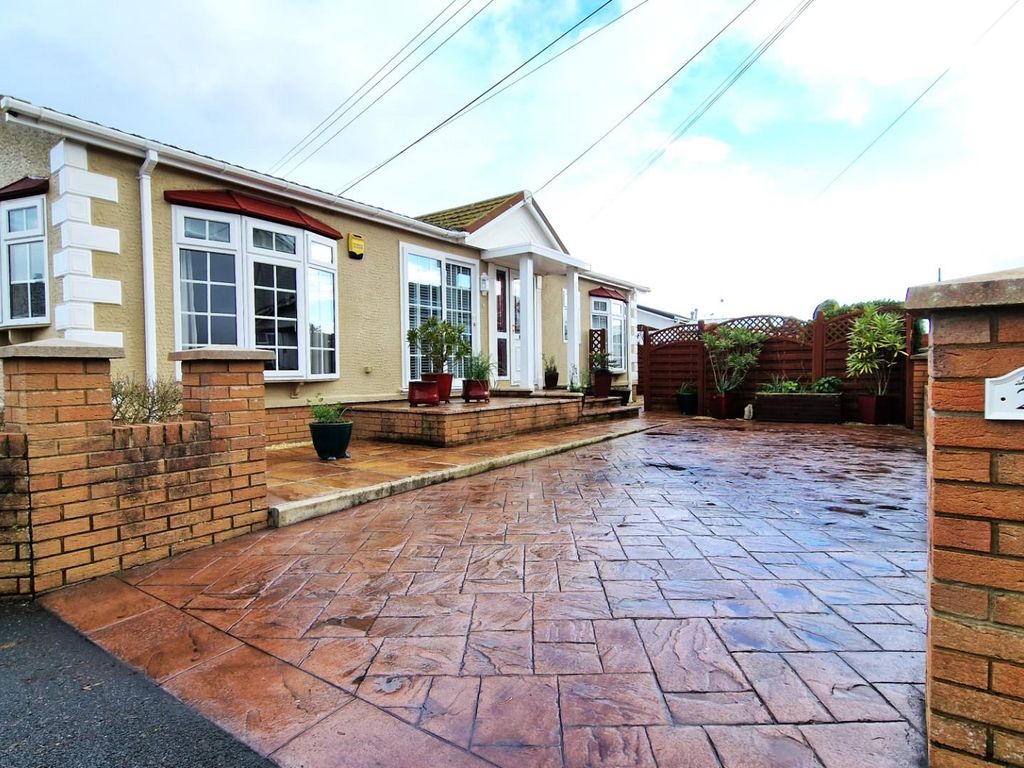 2 bed property for sale in Edithmead, Highbridge TA9 Zoopla