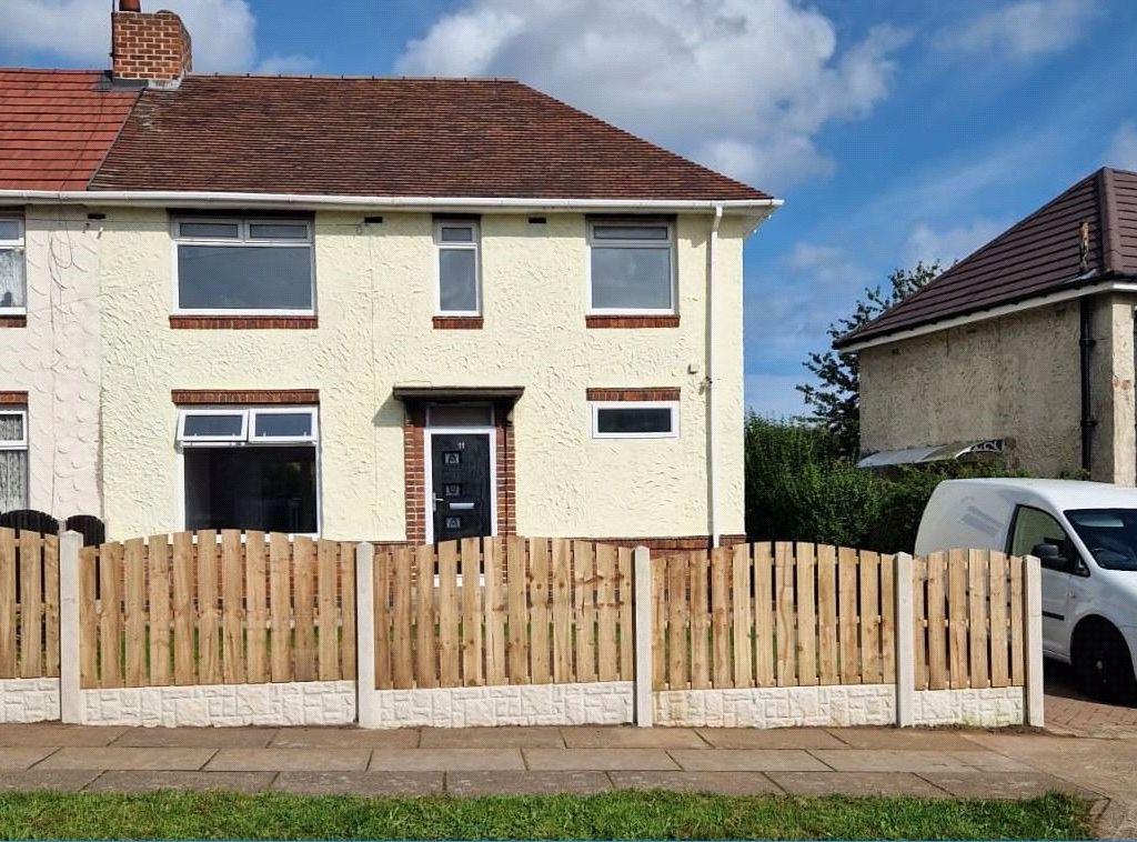 3 bed semidetached house for sale in Milnrow Road, Sheffield, South