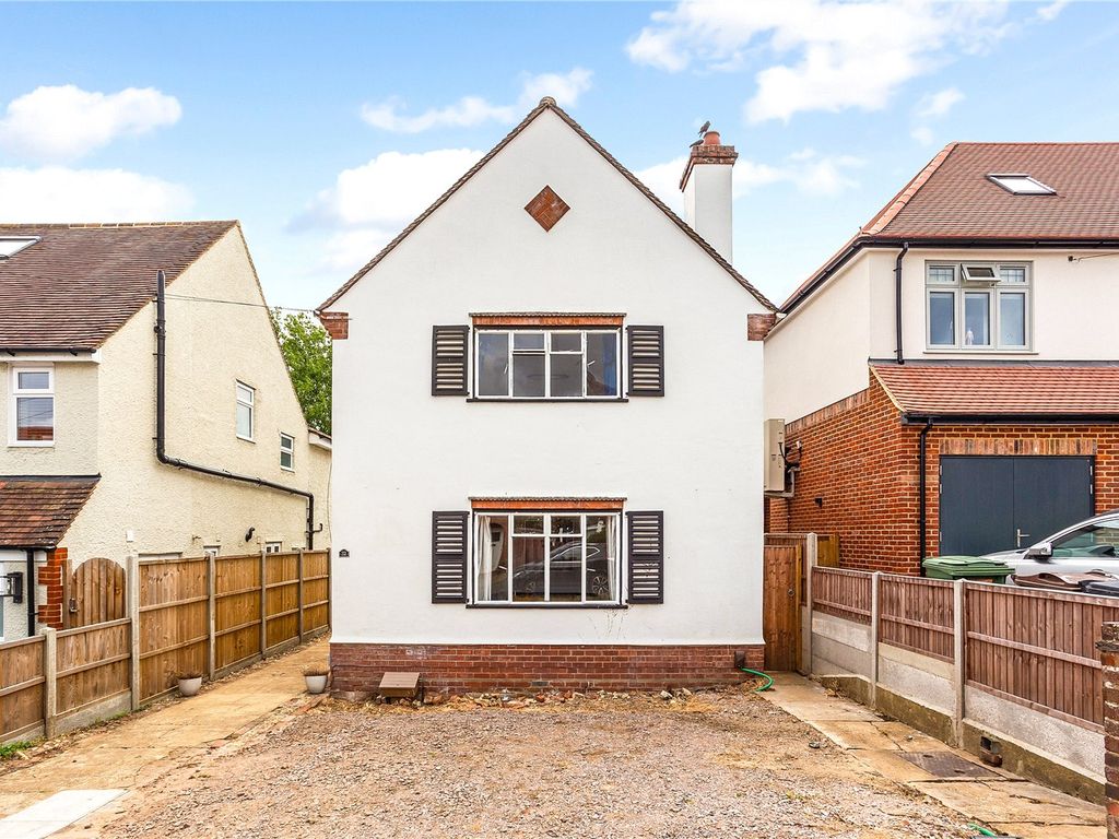 3 bed detached house for sale in West Way, Harpenden, Hertfordshire AL5